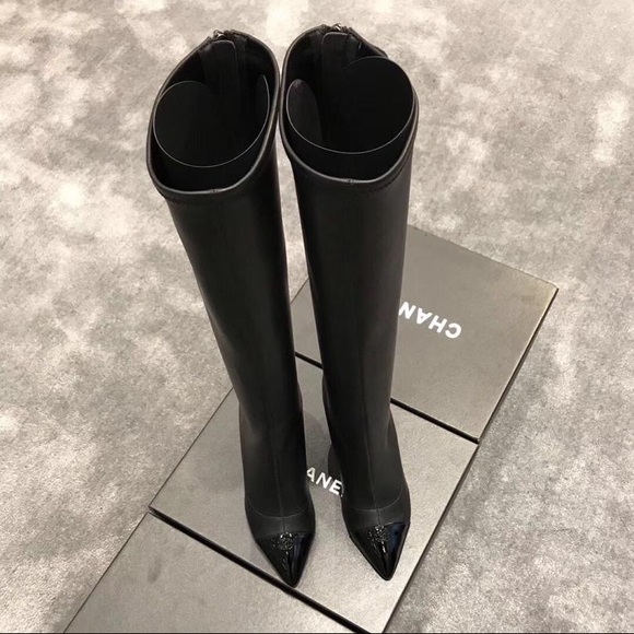 Chanel boots - Picture 2 of 2